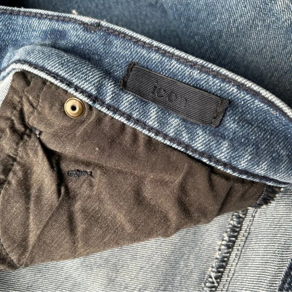 RtA ROAD  TO AWE Icon Distressed Skinny Jeans - Picture 11 of 16